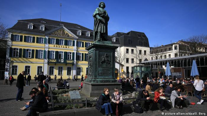 Bonn Beethoven statue on Münsterplatz